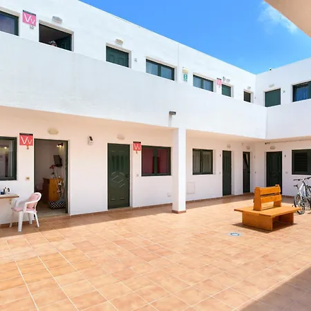 Bella Vista - Orquidea * Puerto del Carmen (Lanzarote)