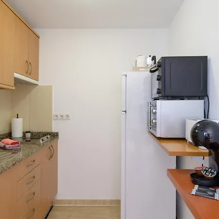 Bella Vista - Orquidea بويرتو ذيل كارمين